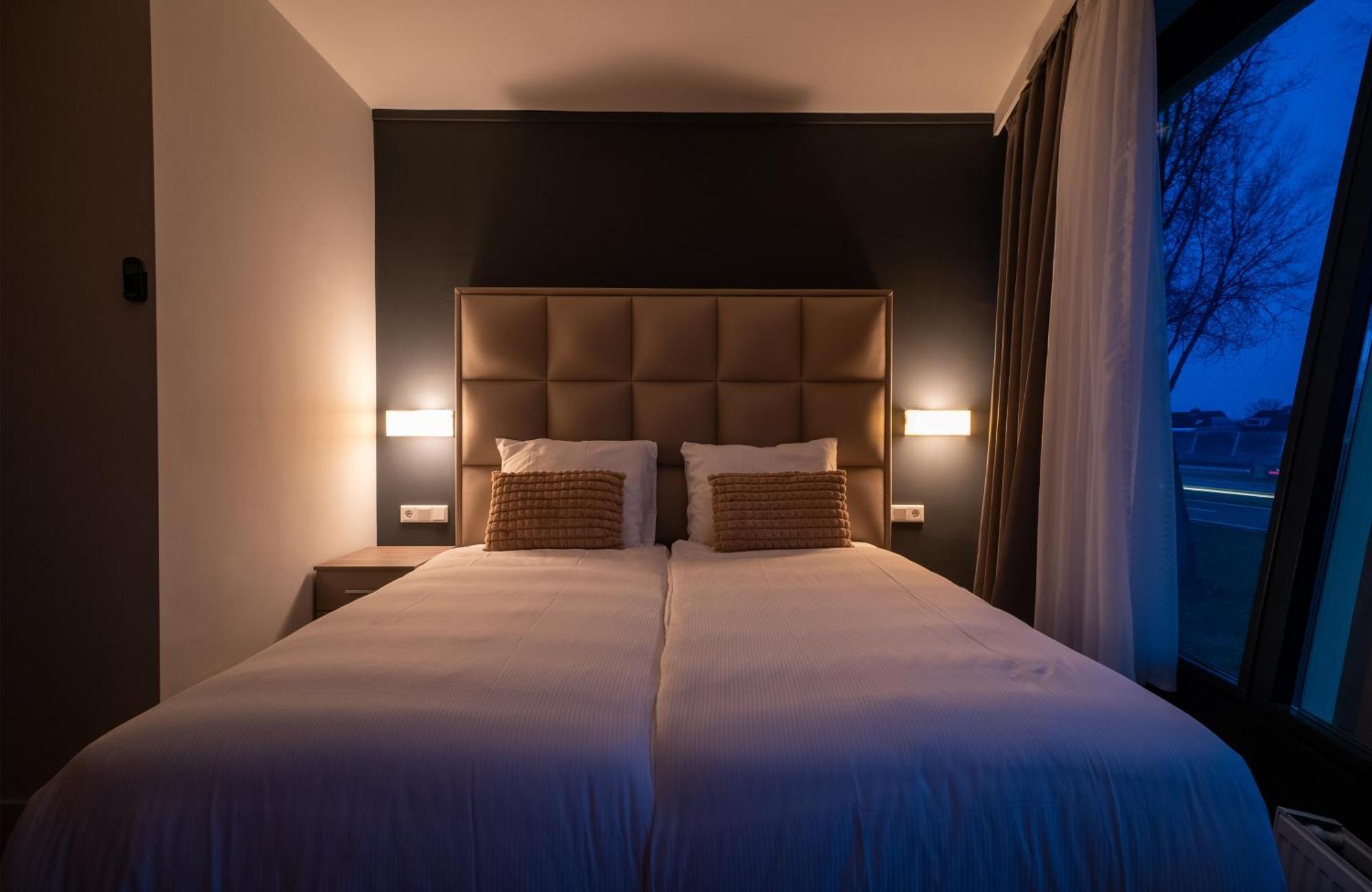 Ma Airport Hotel Hoofddorp Exterior photo